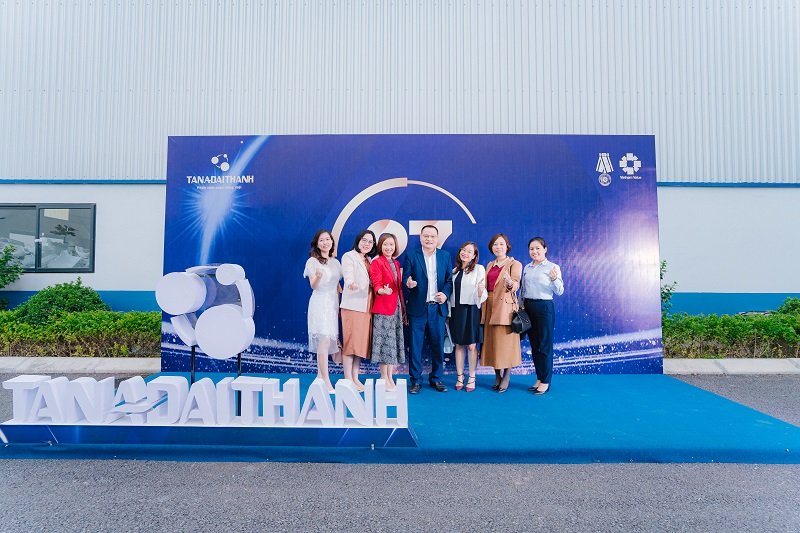 THI CÔNG BACKDROP TRỌN GÓI HỒ CHÍ MINH 