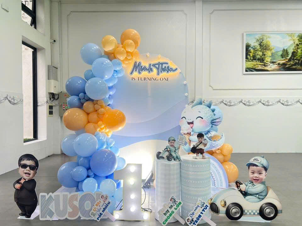 THI CÔNG BACKDROP HỒ CHÍ MINH, :"SÁNG TẠO KHÔNG GIAN SỰ KIỆN ĐẲNG CẤP TẠI HCM"