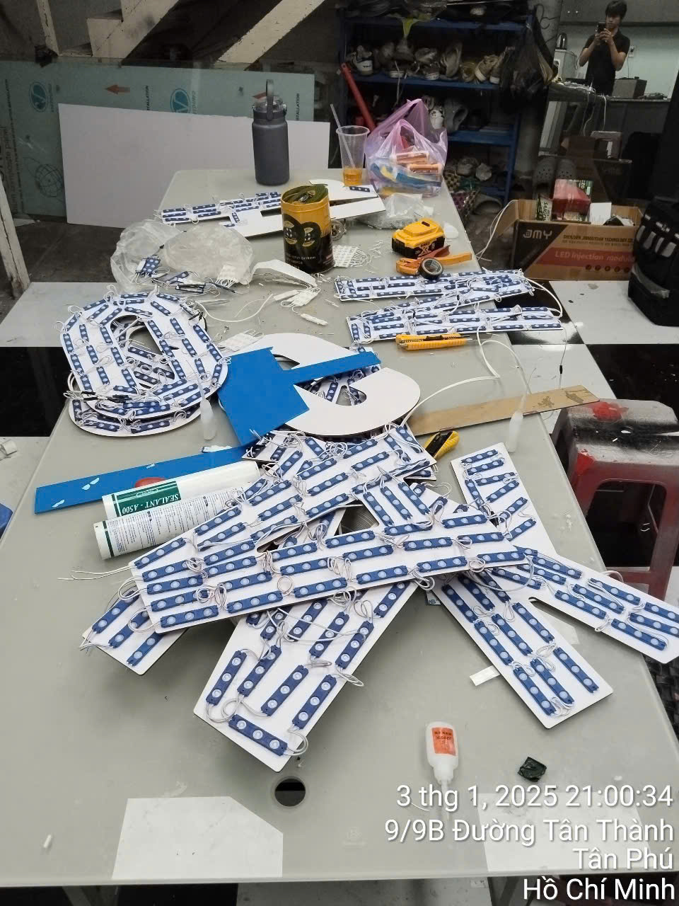 Thi Công Bảng Hiệu Chữ Nổi HCM