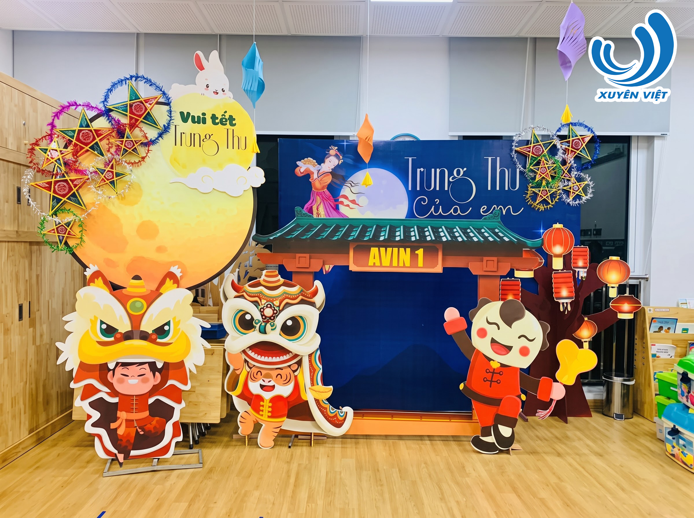 Thi Công Backdrop Trung Thu Trọn Gói Đẹp Chuẩn Chỉnh Với Xuyên Việt ADS